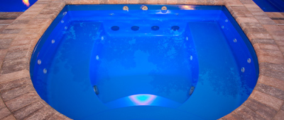 horse-shoe-fiberglass-spa